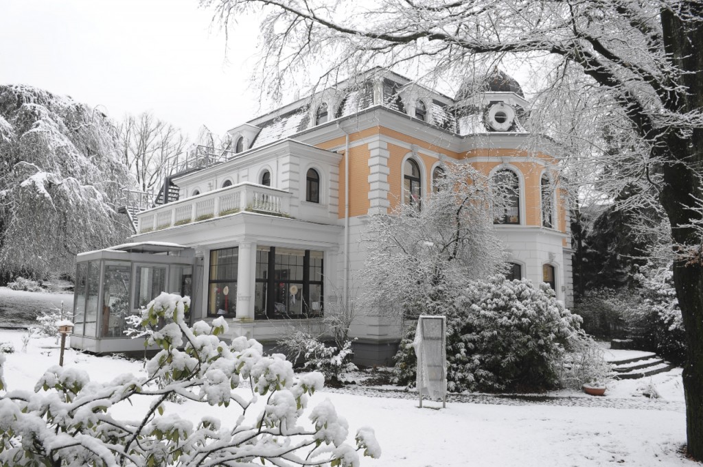 Das winterliche Carmen Sylva Haus